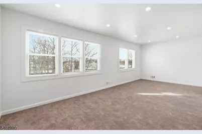 114 Grove St, Roselle Park, NJ 07204 - Photo 6