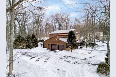 855 Sunset Rdg, Bridgewater, NJ 08807 - Photo 4