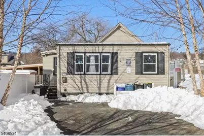 631 Valley St, Orange, NJ 07050 - Photo 4