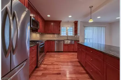 54 Canterbury Rd, Chatham Township, NJ 07928 - Photo 2