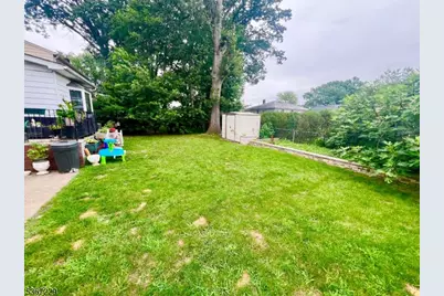 399 Martin Rd, Union Township, NJ 07083 - Photo 26