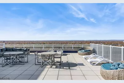 1 Carriage City Plz #1707, Rahway, NJ 07065 - Photo 28