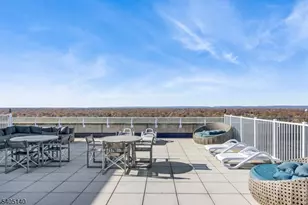 1 Carriage City Plz, Rahway, NJ 07065 - Photo 28