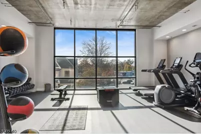 1 Carriage City Plz #1707, Rahway, NJ 07065 - Photo 8