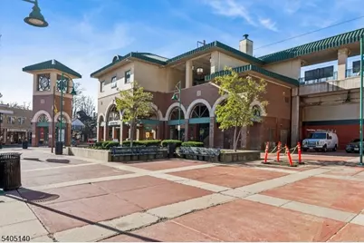 1 Carriage City Plz #1707, Rahway, NJ 07065 - Photo 2