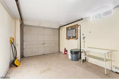 274 Greylock Pkwy, Belleville, NJ 07109 - Photo 30