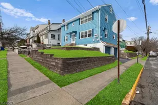 274 Greylock Pkwy, Belleville, NJ 07109 - Photo 2