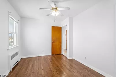 274 Greylock Pkwy, Belleville, NJ 07109 - Photo 34