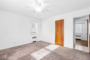 274 Greylock Pkwy, Belleville, NJ 07109 - Photo 14