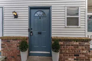 908 Reed Ct, Raritan Township, NJ 08822 - Photo 1