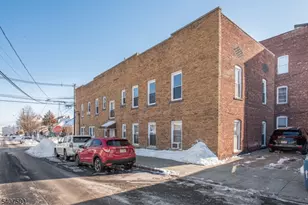 137 Hammond Ave, Passaic, NJ 07055 - Photo 22