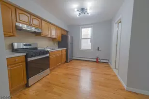 586 N 11th St, Newark, NJ 07107 - Photo 4