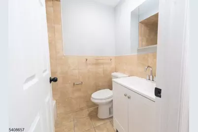 586 N 11th St, Newark, NJ 07107 - Photo 14