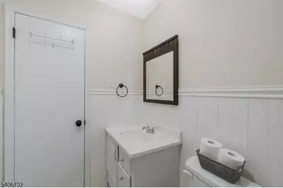 73-N Farm Rd, Hillsborough Township, NJ 08844 - Photo 16