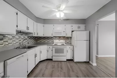 73-N Farm Rd, Hillsborough Township, NJ 08844 - Photo 10