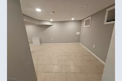 163 Elm St, Elizabeth, NJ 07208 - Photo 16