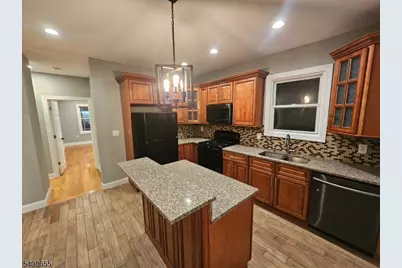 163 Elm St, Elizabeth, NJ 07208 - Photo 8