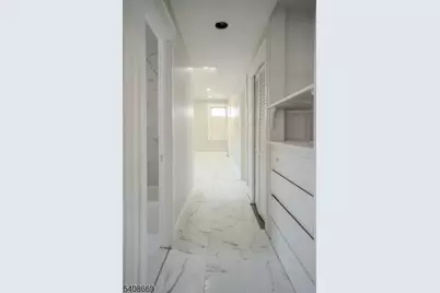 92 Florence Ave, Irvington, NJ 07111 - Photo 4