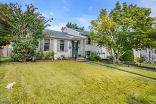 18 Mountainview Dr, Clifton, NJ 07013 - Photo 1