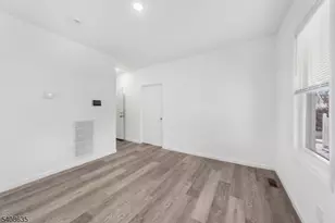 811 Jackson Ave, Linden, NJ 07036 - Photo 12