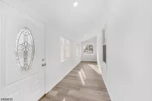 811 Jackson Ave, Linden, NJ 07036 - Photo 4