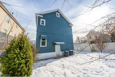 811 Jackson Ave, Linden, NJ 07036 - Photo 18