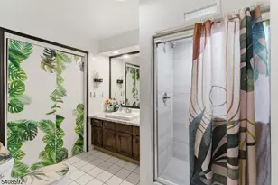 433 Chase Ave, Lyndhurst Township, NJ 07071 - Photo 18