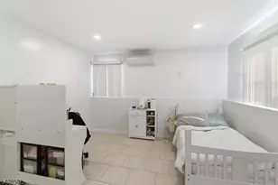 433 Chase Ave, Lyndhurst Township, NJ 07071 - Photo 16