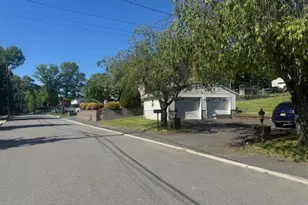 57 Dietrich Ln, North Haledon, NJ 07508 - Photo 2