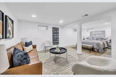 1022 Frank St, Roselle, NJ 07203 - Photo 24