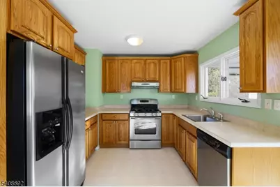 174 Baker Ave, Wharton, NJ 07885 - Photo 8