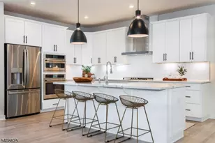 67 Willow Ln, Parsippany, NJ 07054 - Photo 12