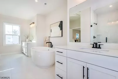 67 Willow Ln, Parsippany, NJ 07054 - Photo 34