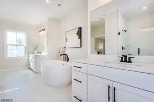 67 Willow Ln, Parsippany, NJ 07054 - Photo 34