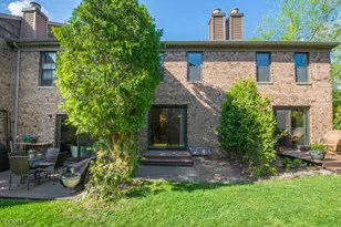 181 Long Hill Rd, Little Falls Township, NJ 07424 - Photo 14