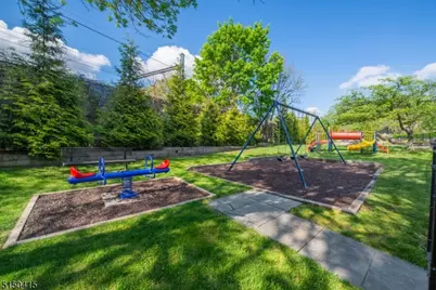 181 Long Hill Road #2, Little Falls Township, NJ 07424 - Photo 18