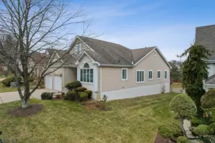 4 Trent Rd, Monroe Township, NJ 08831 - Photo 4