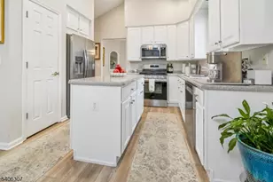 4 Trent Rd, Monroe Township, NJ 08831 - Photo 12