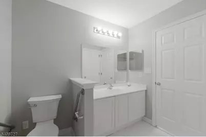 61 Waugh Ct, Bridgewater, NJ 08807 - Photo 10