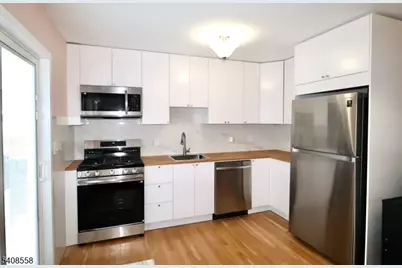 99 Philip Ave, Elmwood Park, NJ 07407 - Photo 8