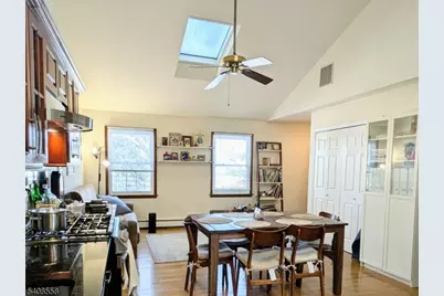 99 Philip Ave, Elmwood Park, NJ 07407 - Photo 4