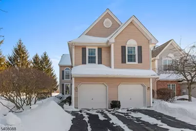 136 Crestview Ln, Mount Arlington, NJ 07856 - Photo 1