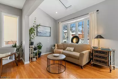 609 Harrison Pl, Linden, NJ 07036 - Photo 6