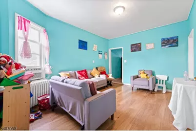 183 Walnut St, Paterson, NJ 07522 - Photo 18