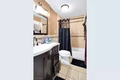 140 Lawrence St, New Brunswick, NJ 08901 - Photo 24
