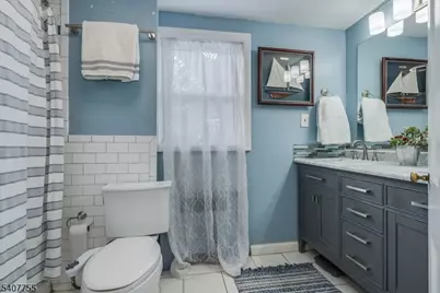 8 Highmont Ter, Montclair, NJ 07042 - Photo 18