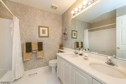 19 Morning Watch Rd, Wayne, NJ 07470 - Photo 18