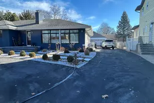 126 Riverside Ave, Lyndhurst Township, NJ 07071 - Photo 10