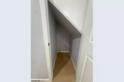 27 Isabella Ave 1st Fl #2, Newark, NJ 07106 - Photo 12