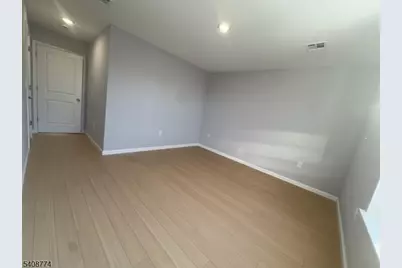 29 Isabella Ave 2nd Fl #2, Newark, NJ 07106 - Photo 24